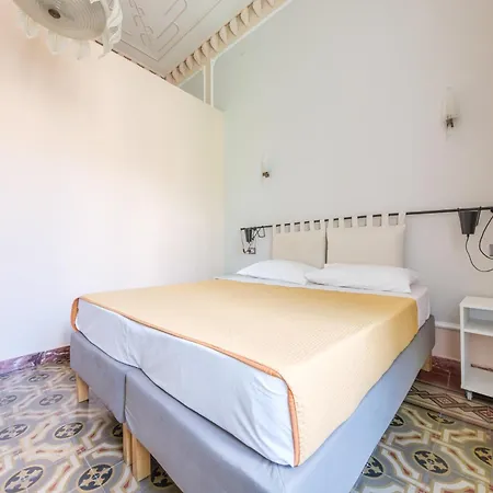 Epoque Bed and breakfast 3*