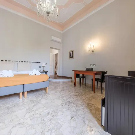 Alojamento de Acomodação e Pequeno-almoço Epoque Messina